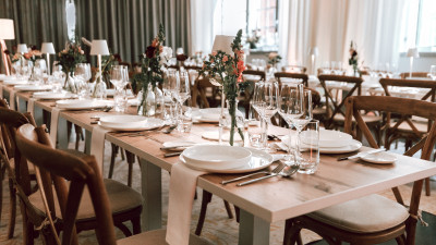 A set dinner table at the GOOSE Eventspace